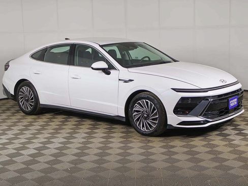 Certified 2025 Hyundai Sonata SEL FWD image 43