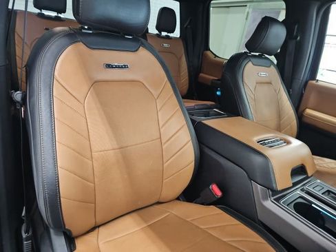 Used 2016 Ford F150 Limited w/ Trailer Tow Package image 13