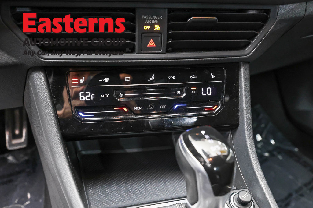 Used 2025 Volkswagen Jetta Sport FWD image 20