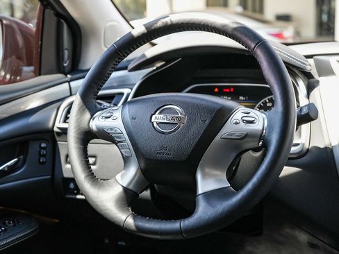 Used 2018 Nissan Murano SL w/ Cargo Package FWD image 14
