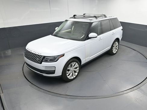 Used 2020 Land Rover Range Rover HSE image 32