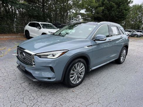 Used 2023 INFINITI QX50 Luxe AWD/4WD image 3