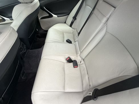 Used 2012 Lexus IS 350 w/ Premium Pkg Value Edition RWD image 31