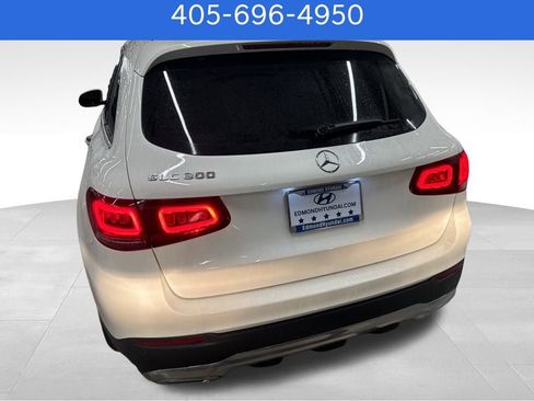 Used 2022 Mercedes-Benz GLC 300 image 7