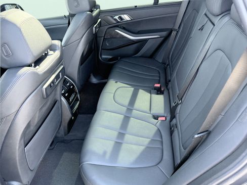 Used 2022 BMW X5 sDrive40i image 32