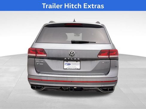 Used 2023 Volkswagen Atlas SEL R-Line AWD/4WD image 3