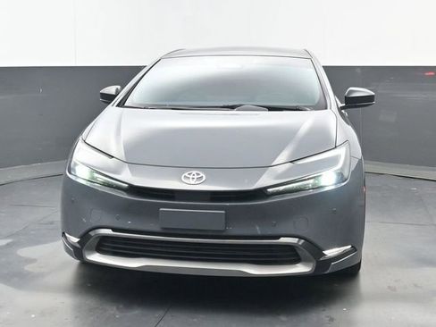 Used 2024 Toyota Prius Limited FWD image 5