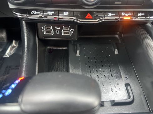 Used 2025 Dodge Durango GT image 60