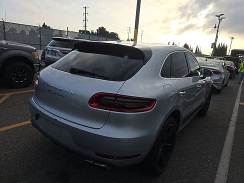 Used 2016 Porsche Macan Turbo AWD/4WD image 6