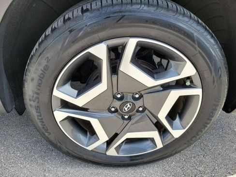 Certified 2024 Hyundai Palisade Limited FWD image 9