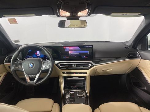 Certified 2023 BMW 330i xDrive Sedan w/ Convenience Package image 2