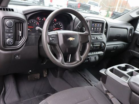 Used 2021 Chevrolet Silverado 1500 Custom image 5