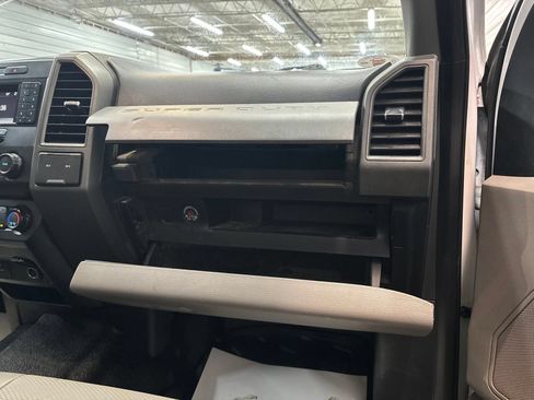 Used 2020 Ford F250 XL w/ Power Equipment Group AWD/4WD image 28
