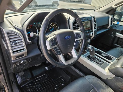 Used 2015 Ford F150 Lariat w/ Equipment Group 502A Luxury AWD/4WD image 14