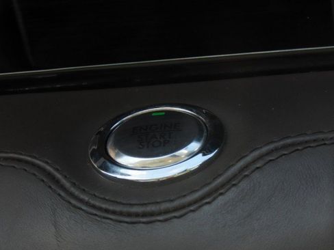 Used 2024 Lincoln Navigator L Black Label AWD/4WD image 29