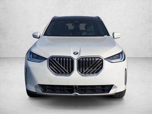 Certified 2025 BMW X3 xDrive30i w/ Convenience Package image 2