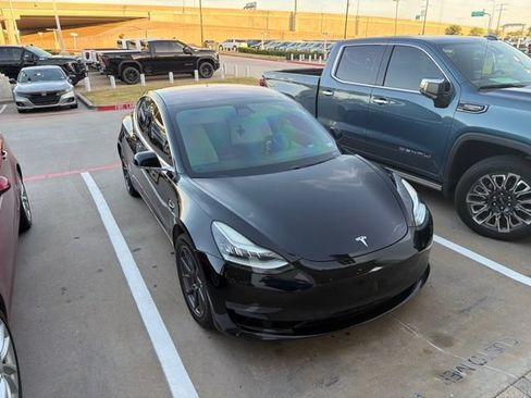 Used 2019 Tesla Model 3 Long Range RWD image 3
