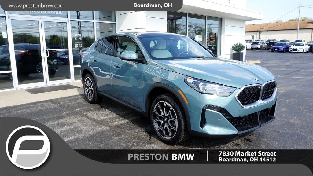 Used 2026 BMW X2 xDrive28i w/ Technology Package AWD/4WD image 1
