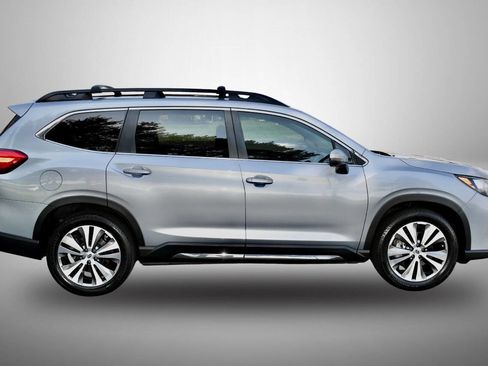 Used 2022 Subaru Ascent Limited w/ Technology Package AWD/4WD image 8