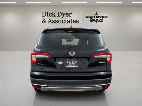 Used 2022 Honda Pilot Touring image 3