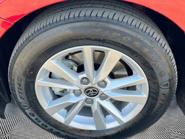 Used 2025 Toyota Camry LE FWD image 28