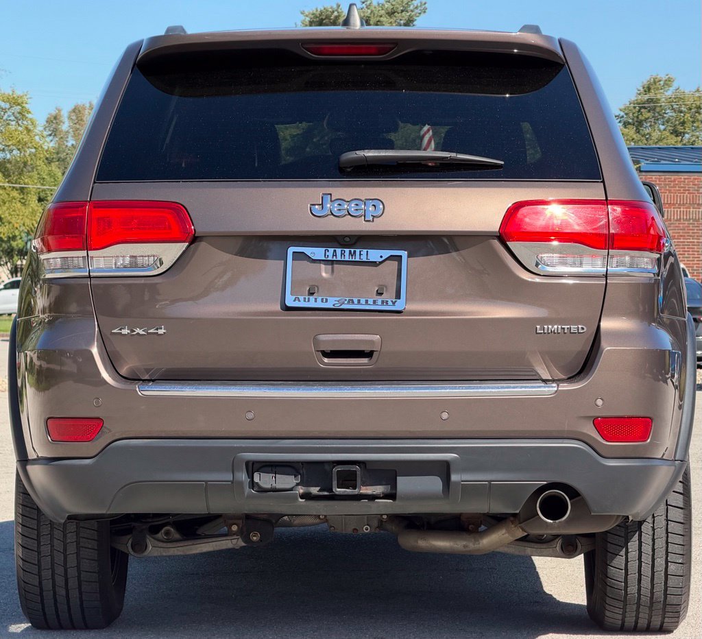 Used 2019 Jeep Grand Cherokee Limited w/ Luxury Group II AWD/4WD image 4
