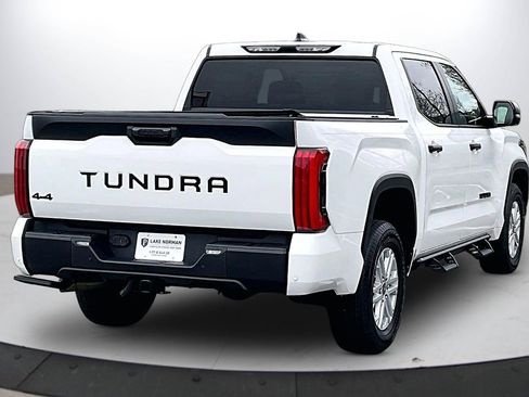 Used 2024 Toyota Tundra SR5 w/ SR5 Convenience Package image 9