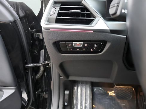 Used 2024 BMW 430i xDrive Coupe w/ Premium Package image 36