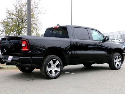 New 2026 RAM 1500 Express image 5