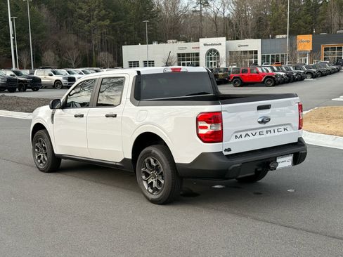 Used 2024 Ford Maverick XLT image 3