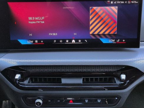 New 2026 BMW 330i Sedan RWD image 17
