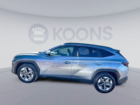 Used 2025 Hyundai Tucson SEL image 2