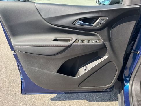 Used 2023 Chevrolet Equinox RS image 26