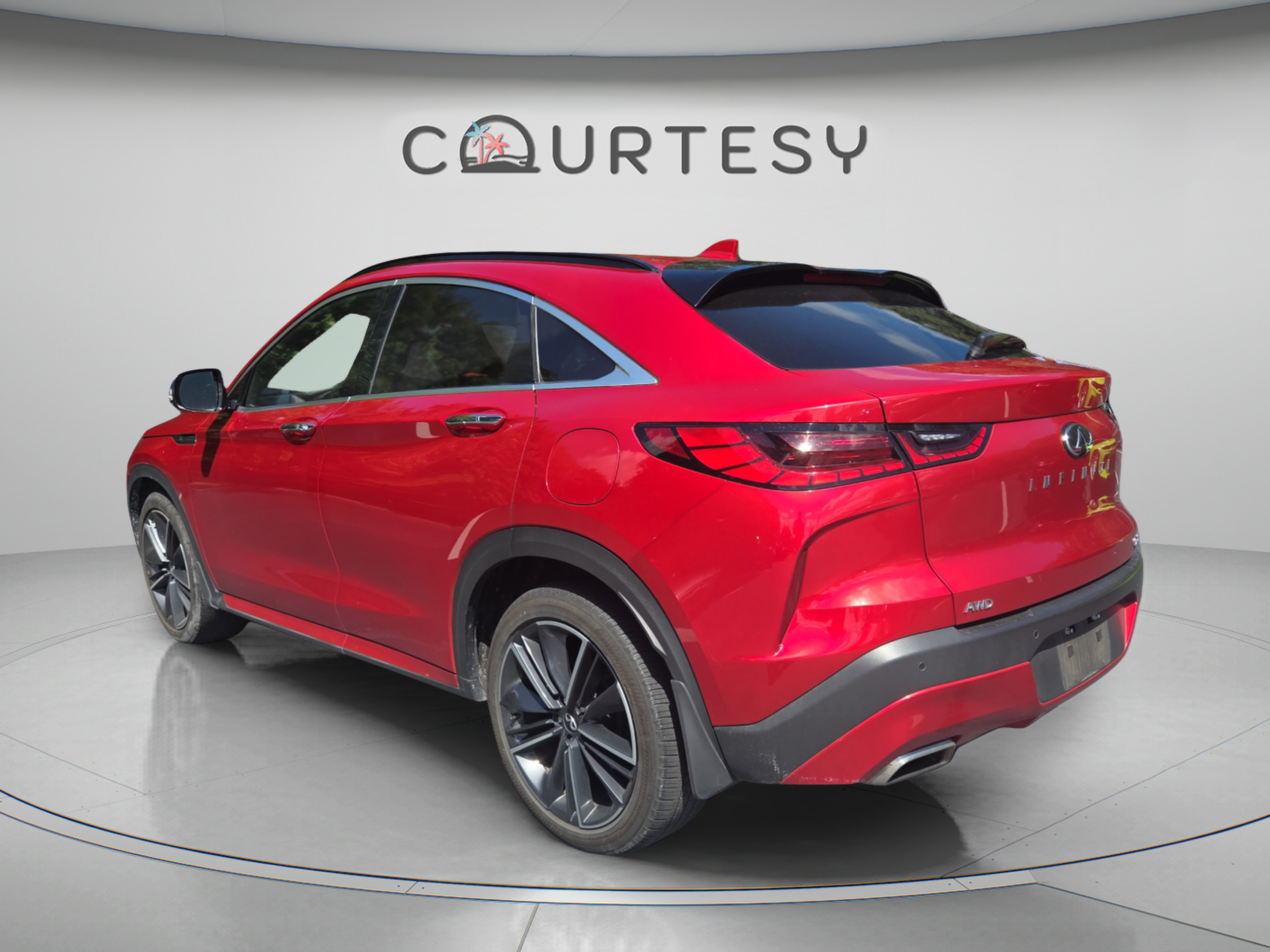 Used 2023 INFINITI QX55 Sensory w/ Lighting Package AWD/4WD image 3