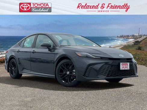 New 2026 Toyota Camry SE FWD image 1