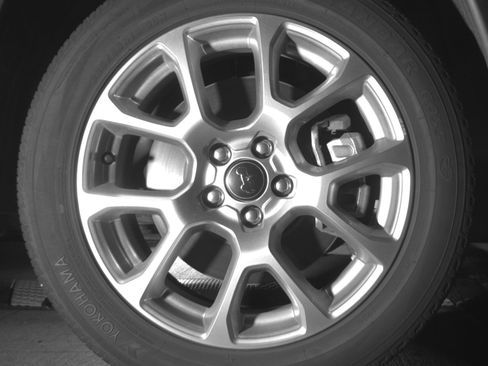 Used 2025 Jeep Compass Limited image 13