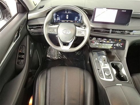 Certified 2025 INFINITI QX60 Luxe image 13