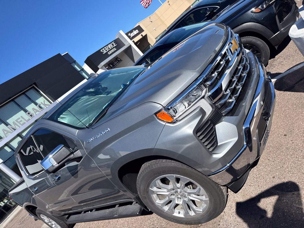 Used 2024 Chevrolet Silverado 1500 LTZ w/ LTZ Premium Package AWD/4WD image 15
