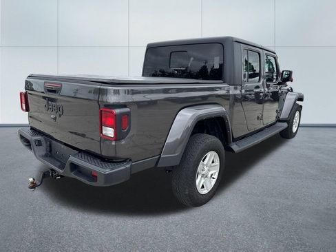 Certified 2022 Jeep Gladiator Sport AWD/4WD image 6