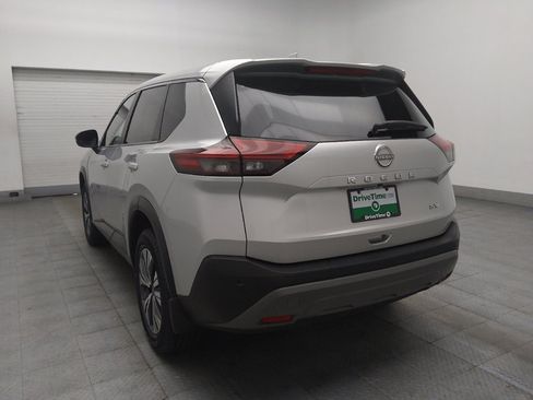 Used 2023 Nissan Rogue SV FWD image 5