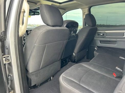 Used 2019 RAM 1500 Classic Warlock image 43