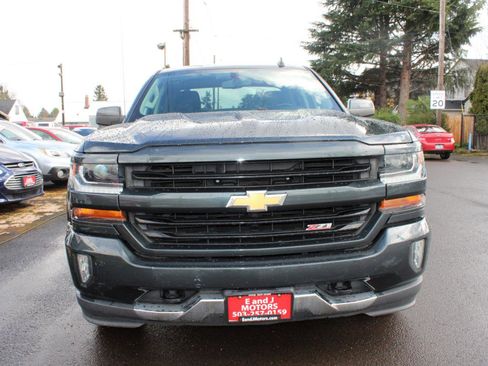 Used 2018 Chevrolet Silverado 1500 LT w/ All Star Edition image 2