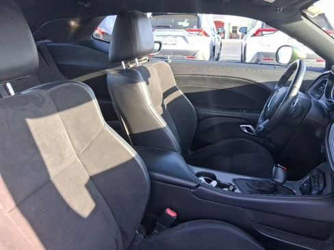 Used 2023 Dodge Challenger R/T w/ Plus Package image 9