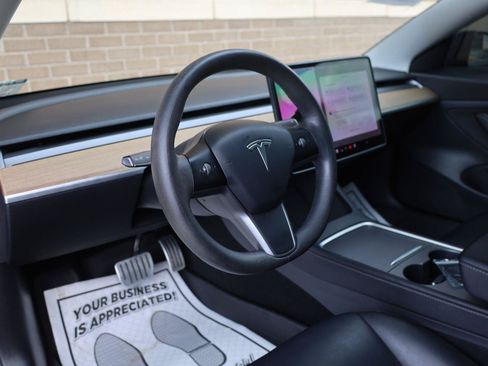 Used 2021 Tesla Model 3 Standard Range Plus RWD image 14