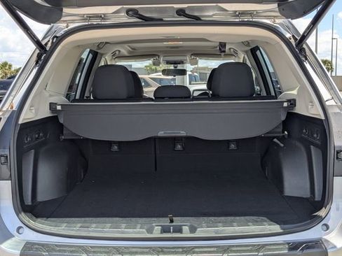 Used 2021 Subaru Forester Premium AWD/4WD image 15