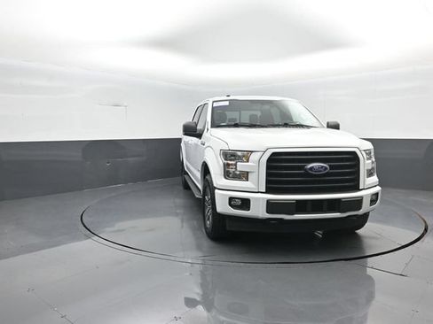 Used 2017 Ford F150 XLT w/ Equipment Group 302A Luxury AWD/4WD image 3