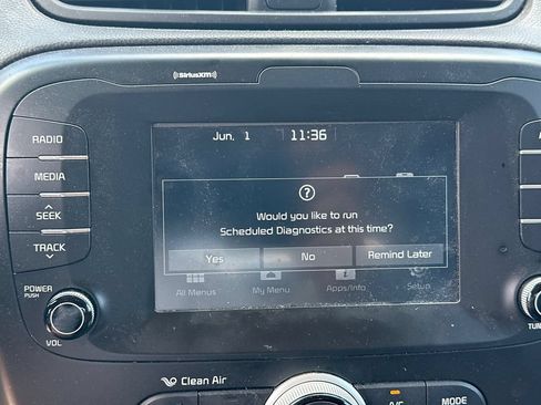 Used 2019 Kia Soul + FWD image 27