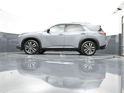 Certified 2024 Nissan Pathfinder Platinum w/ Cargo Package AWD/4WD image 53