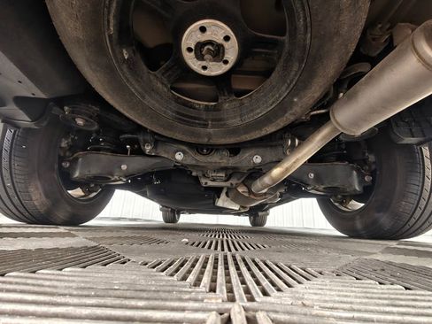 Used 2023 Toyota Highlander XLE AWD/4WD image 53