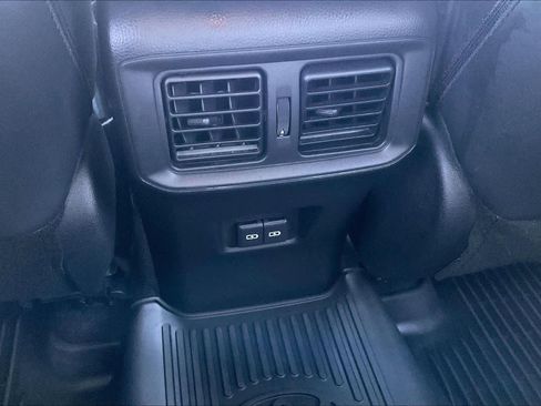 Used 2023 Toyota RAV4 Adventure image 37